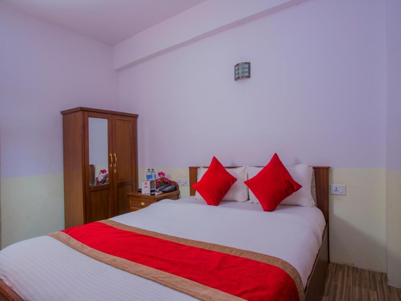 Oyo 255 White Zambala Hotel Katmandu Eksteriør bilde